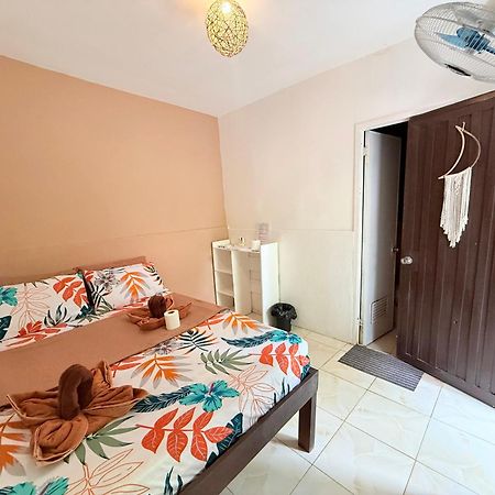 Paradiso Hostel 爱妮岛 外观 照片