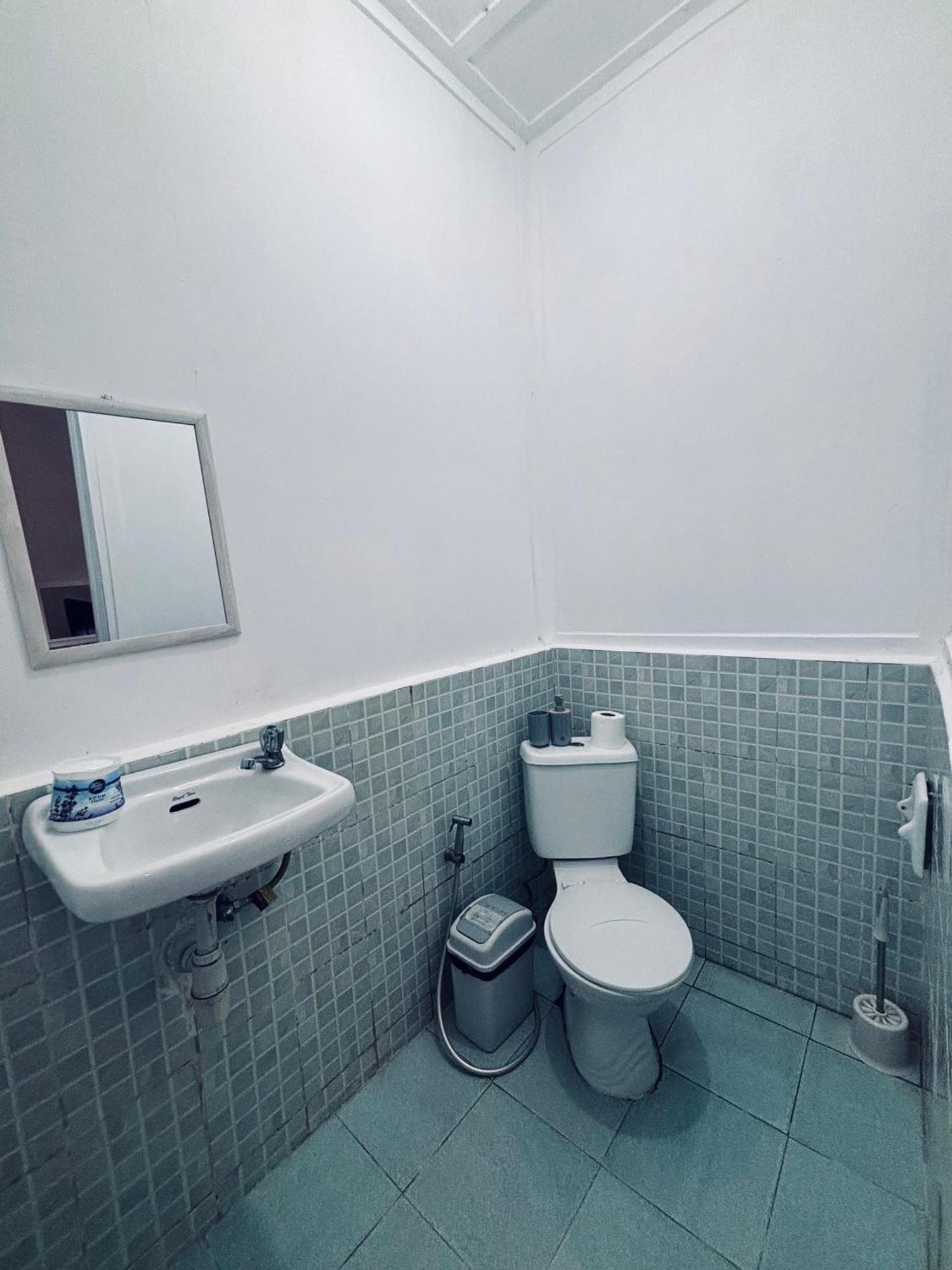 Paradiso Hostel 爱妮岛 外观 照片
