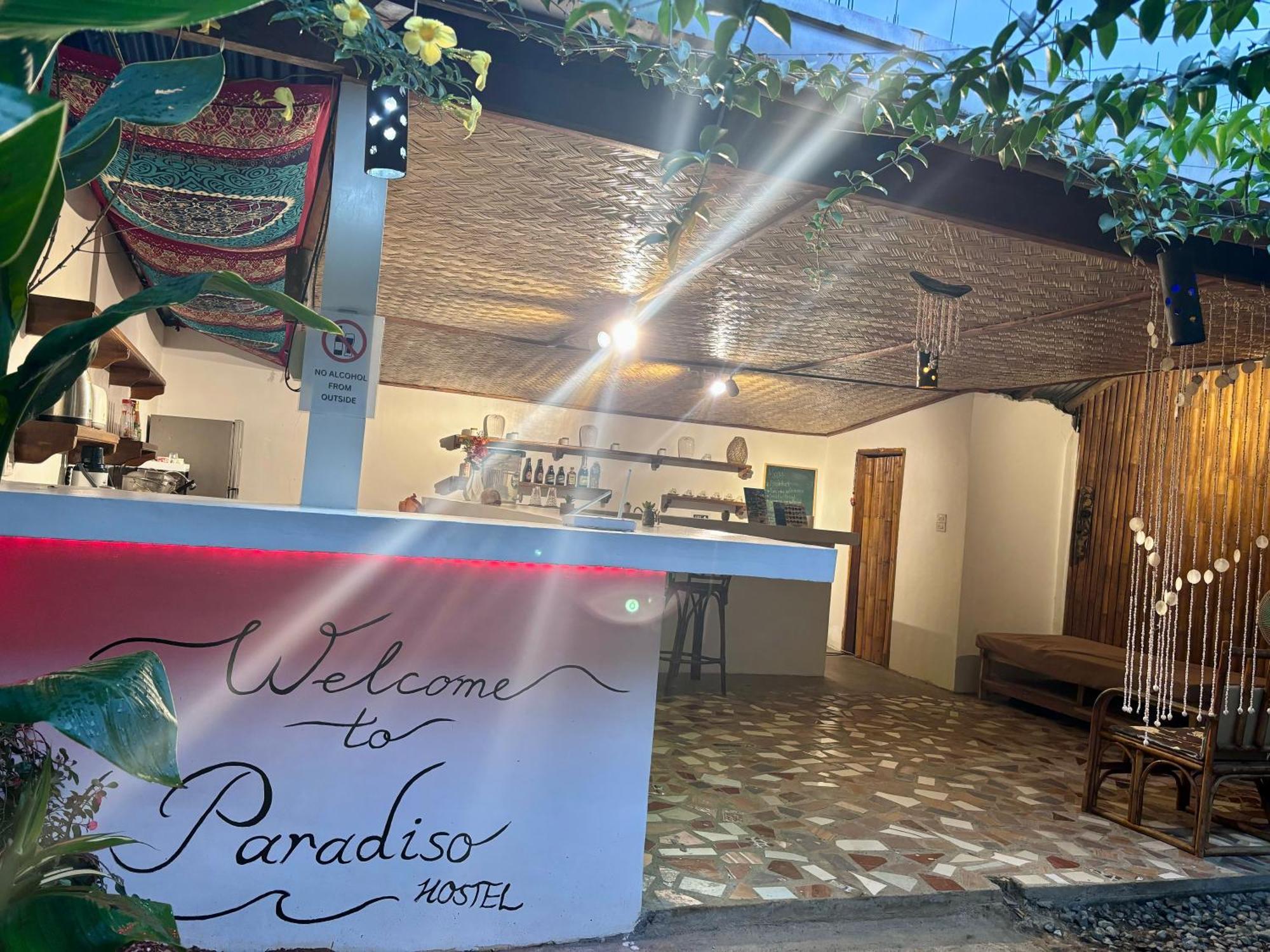 Paradiso Hostel 爱妮岛 外观 照片